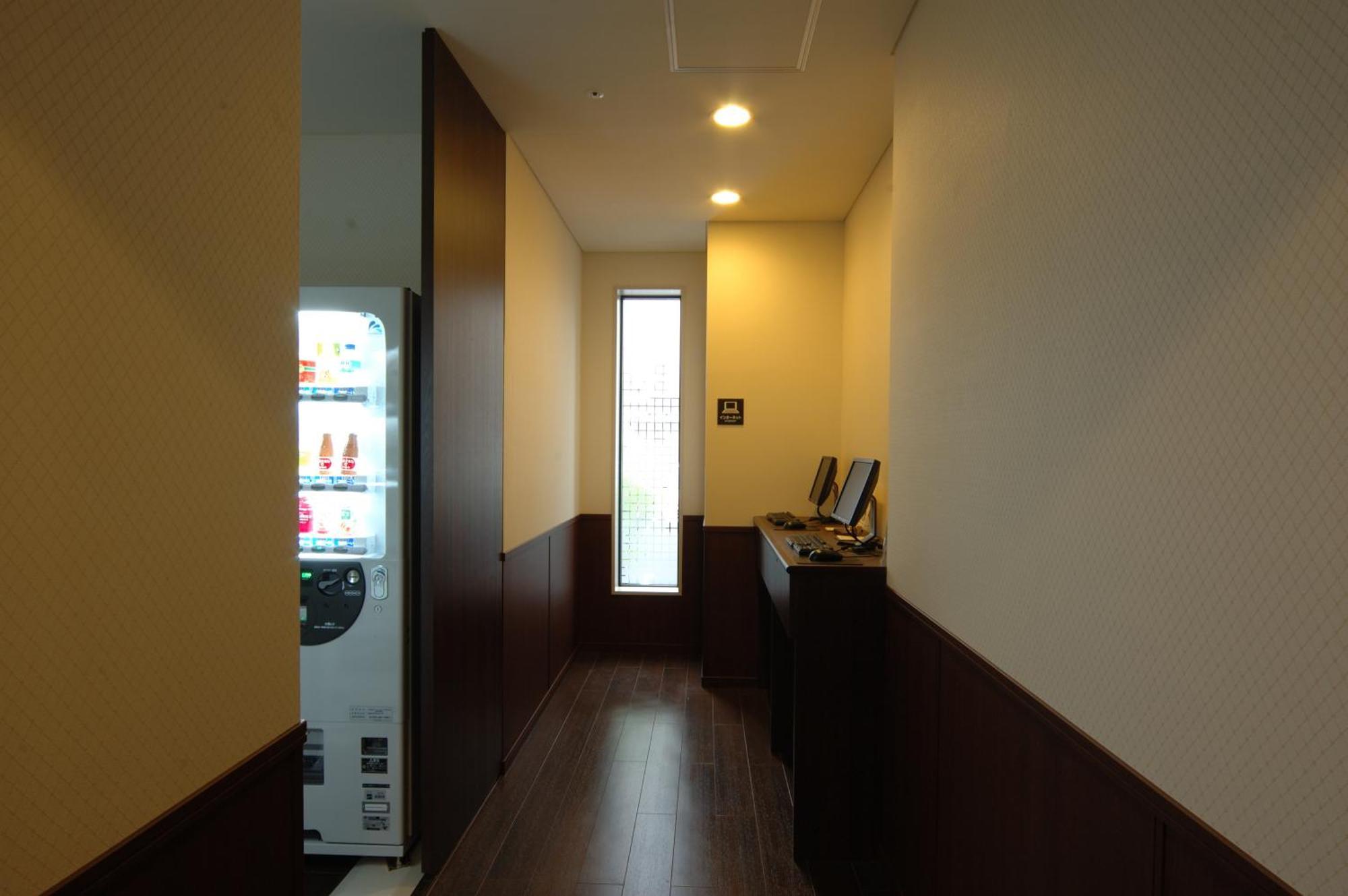 Hotel Route-Inn Kushiro Ekimae Экстерьер фото